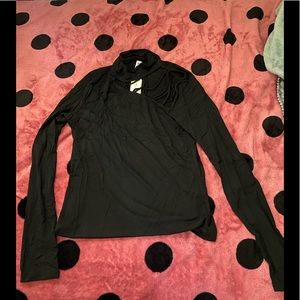New Black front cut off long sleeve